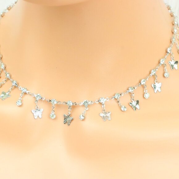 "Minimalist & Elegant Necklace Chain – Perfect for Women & Girls | UNVRC1276 - Picture 3 of 10